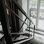 Familia Apartments