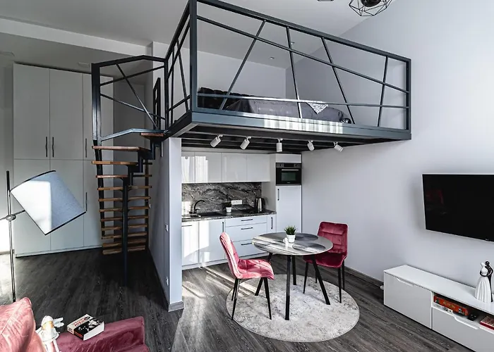 Familia Apartments